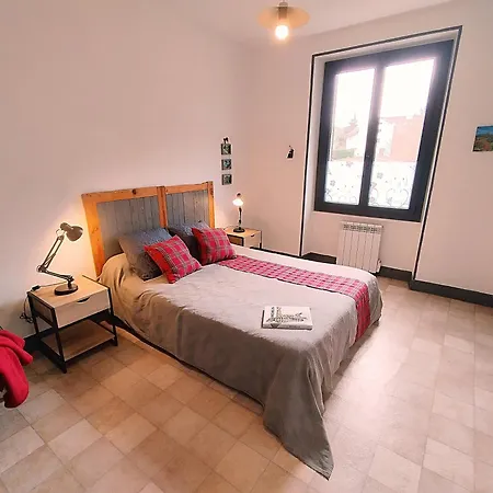 Le Sancy Location 2 Adultes Et 2 Enfants Max Lägenhet